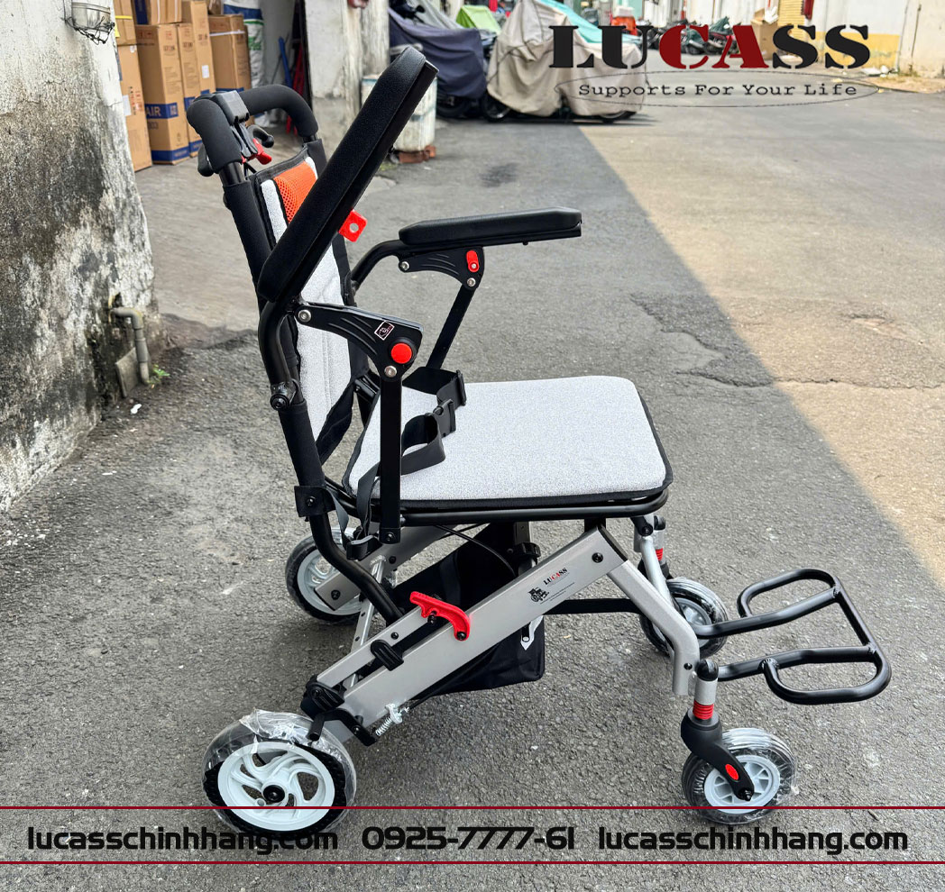 Xe lăn nhôm cao cấp Lucass X-400